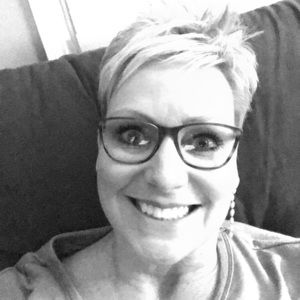 Meet your Posher, Dana